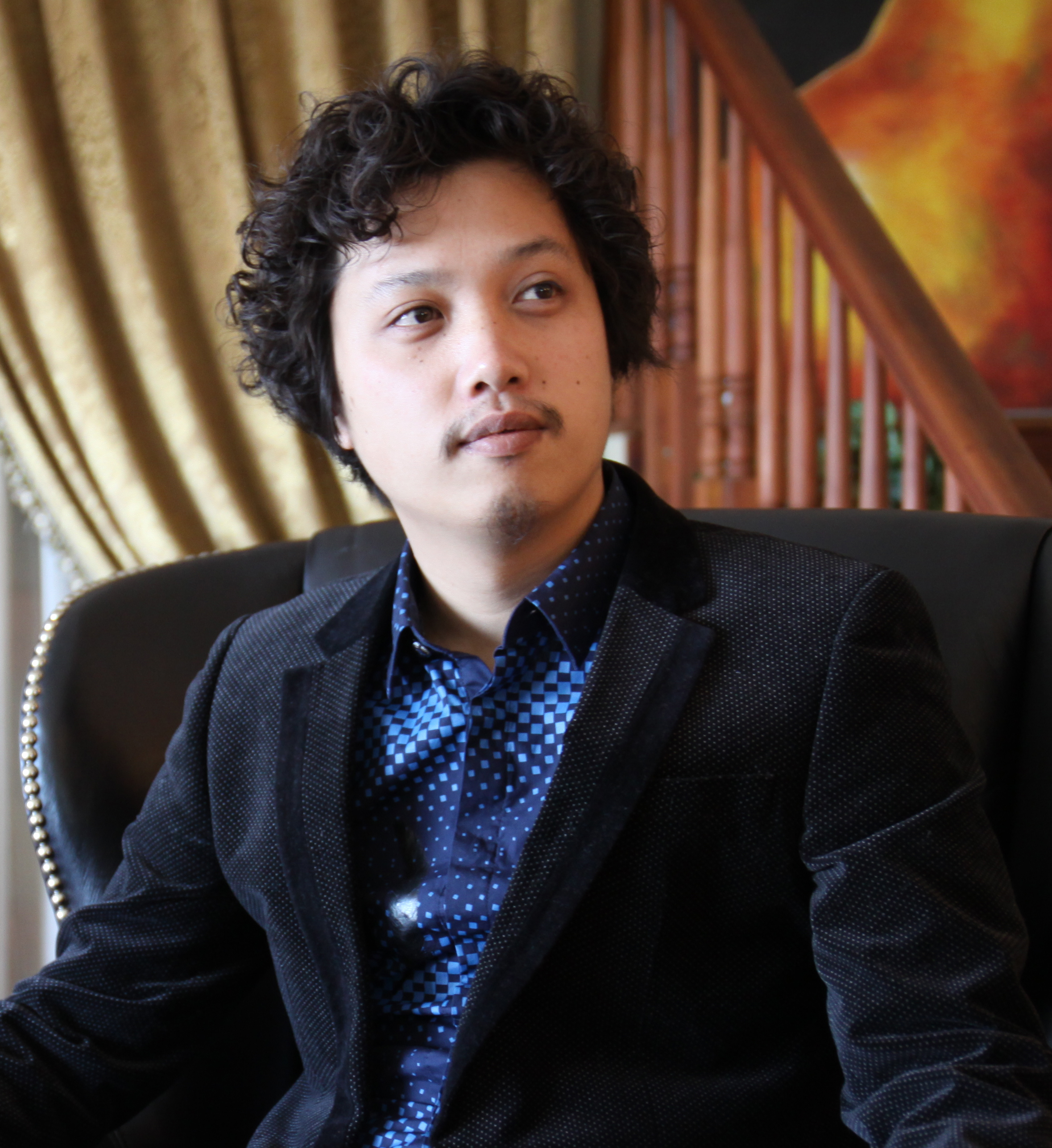  p>吴建广,男,汉族,设计师. /p>