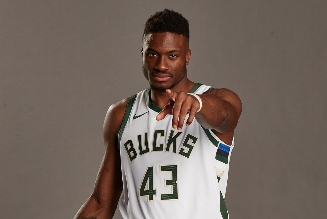 萨纳西斯·安特托昆博