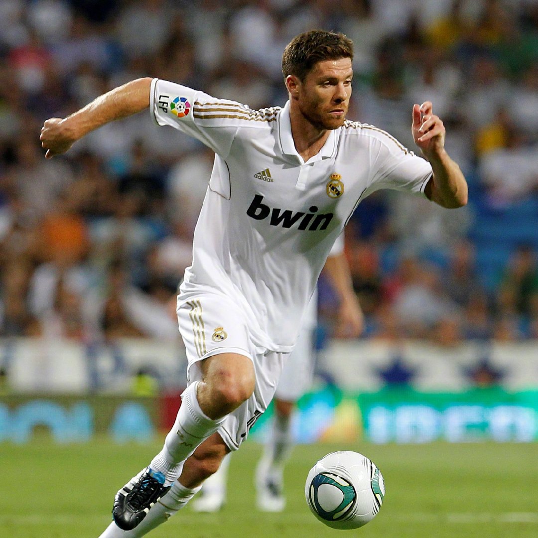  p> b>哈维·阿隆索 /b>(xabi alonso),全名 b>哈维·阿隆索·奥拉诺 