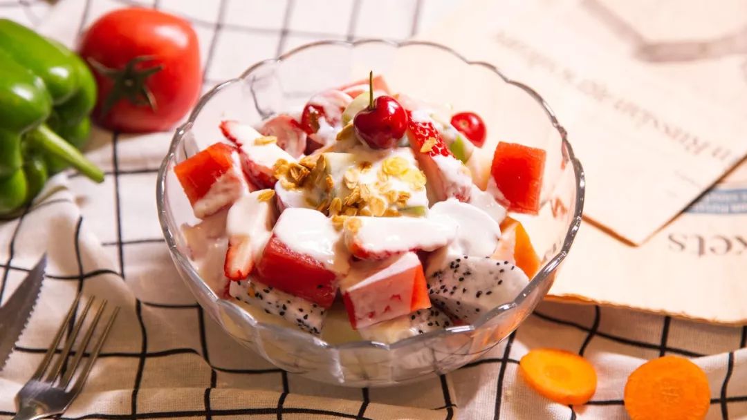 水果捞与桃子酱