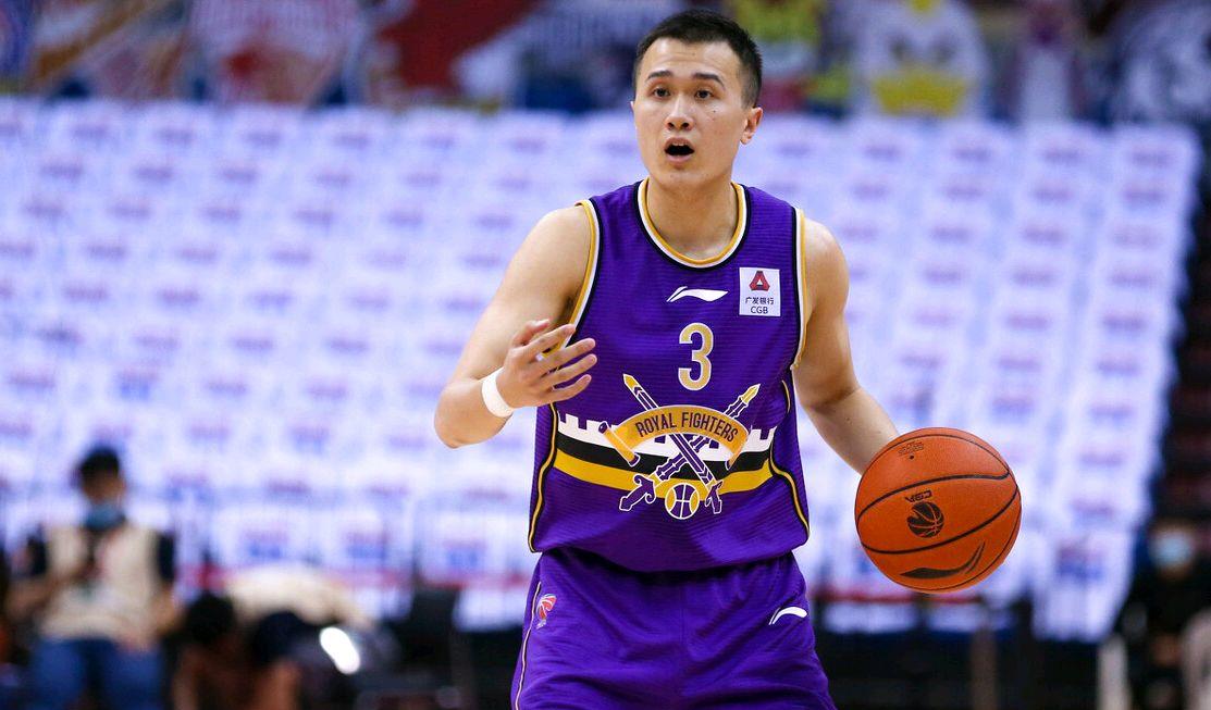 ">张帆,1996年1月2日出生,中国职业篮球运动员,司职后卫,效力于cba a
