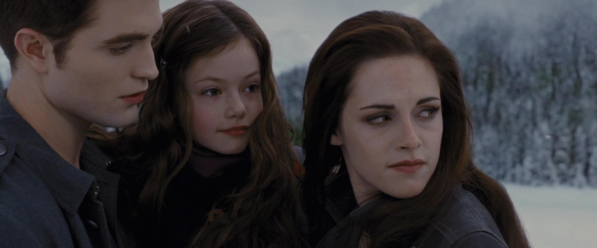  p>麦肯基·弗依 i>(mackenzie foy) /i>,2000年11月10日出生于美国