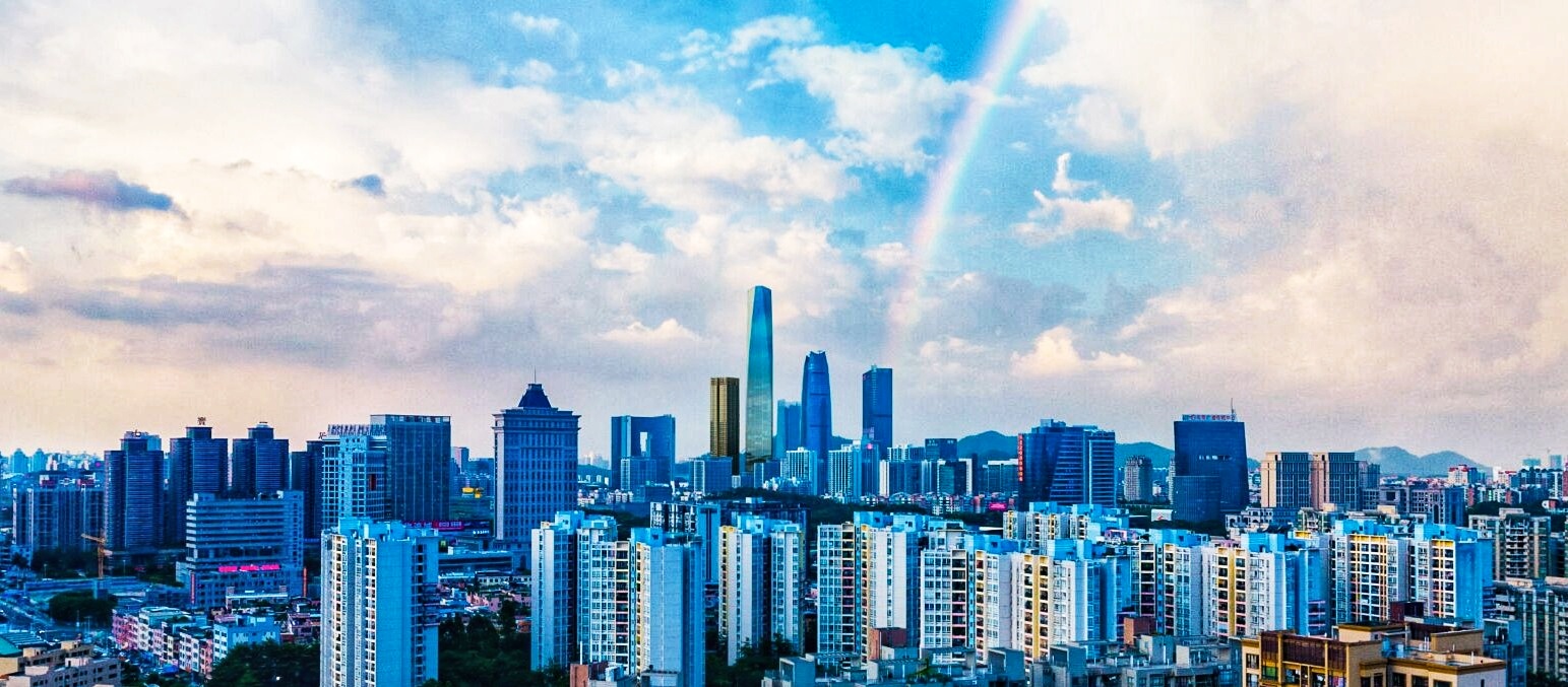  p>珠江三角洲,位于中国 a target="_blank" href="/item/广东省