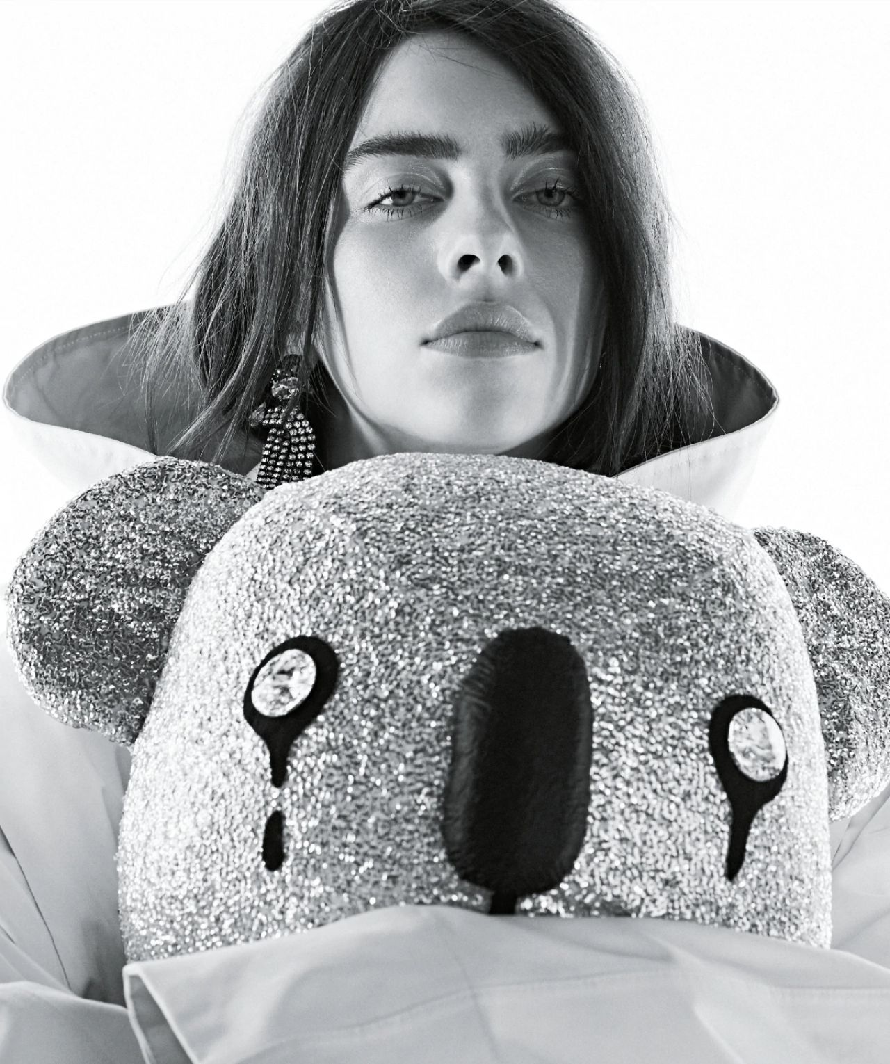 eilish),2001年12月18日出生于美国加利福尼亚州洛杉矶,美国女歌手