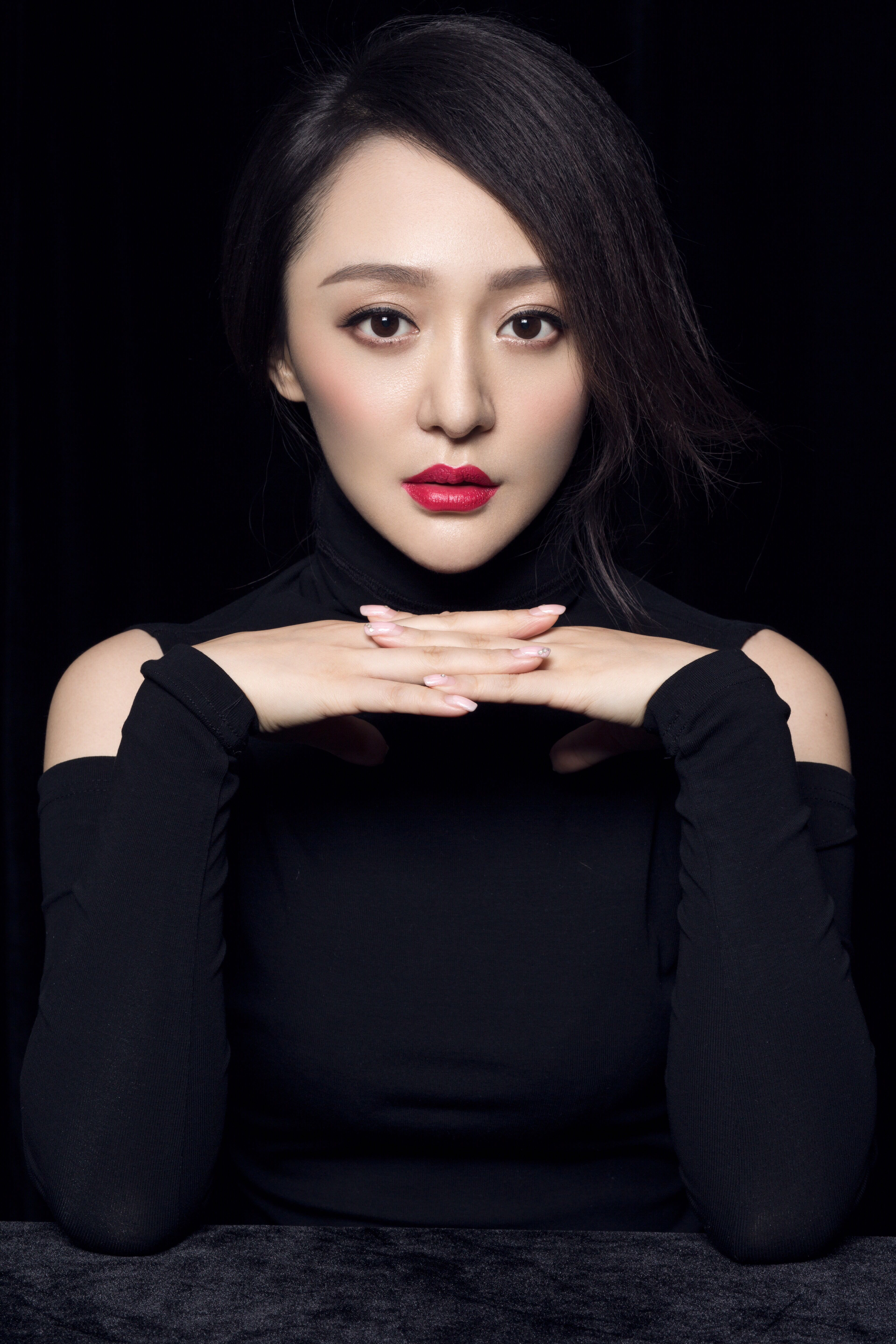  p>王紫潼,1989年5月10日出生于湖北省荆州市,毕业于 a target="