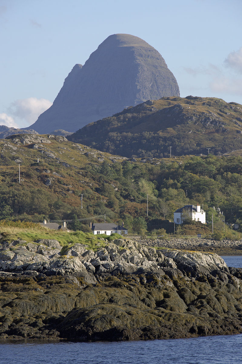  p>地形倒置是(lnversion of relief)是指地表起伏与地质构造起伏相反