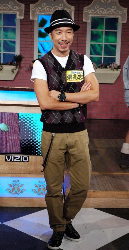  p>张兆志,1974年4月18日出生于台湾,演员,主持人,歌手.