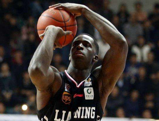  p>布兰登·巴斯(brandon bass),1985年4月30日出生于 a target="