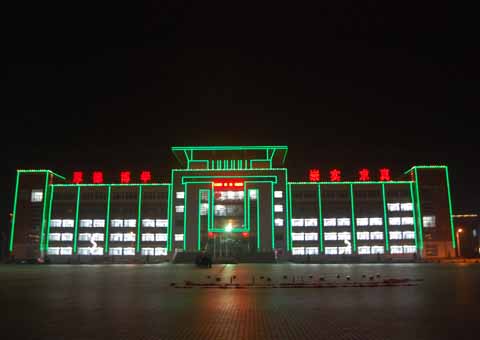  p>灵丘一中始建于1951年,是 a href="#" data-lemmaid="184224">灵丘