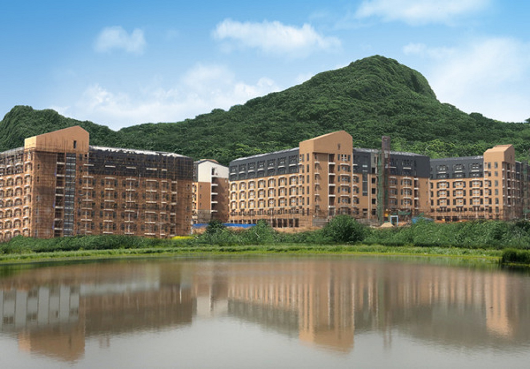 武汉晴川学院
