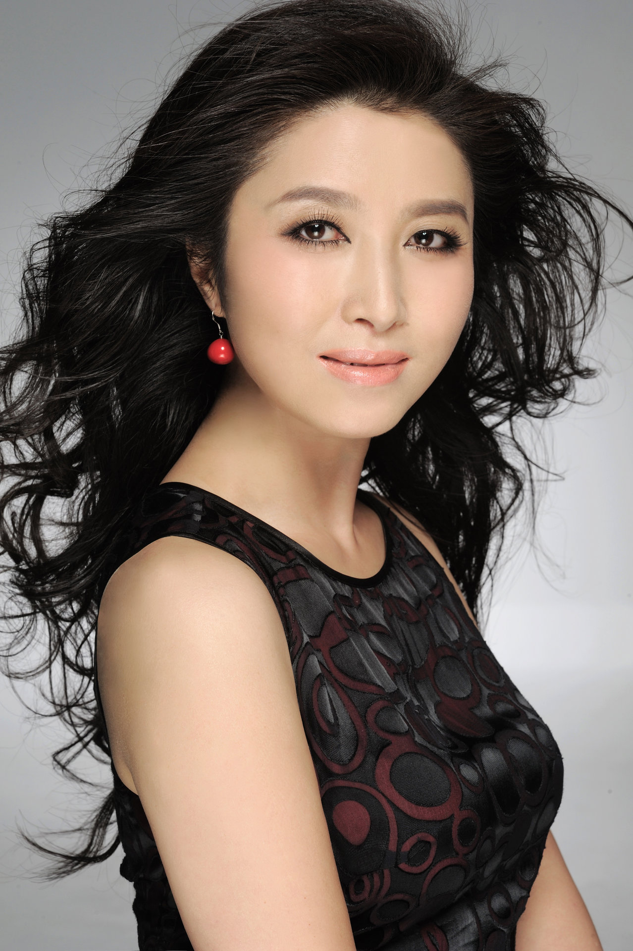 青年歌唱家 a target="_blank" href="/item/刘媛媛/6719" data