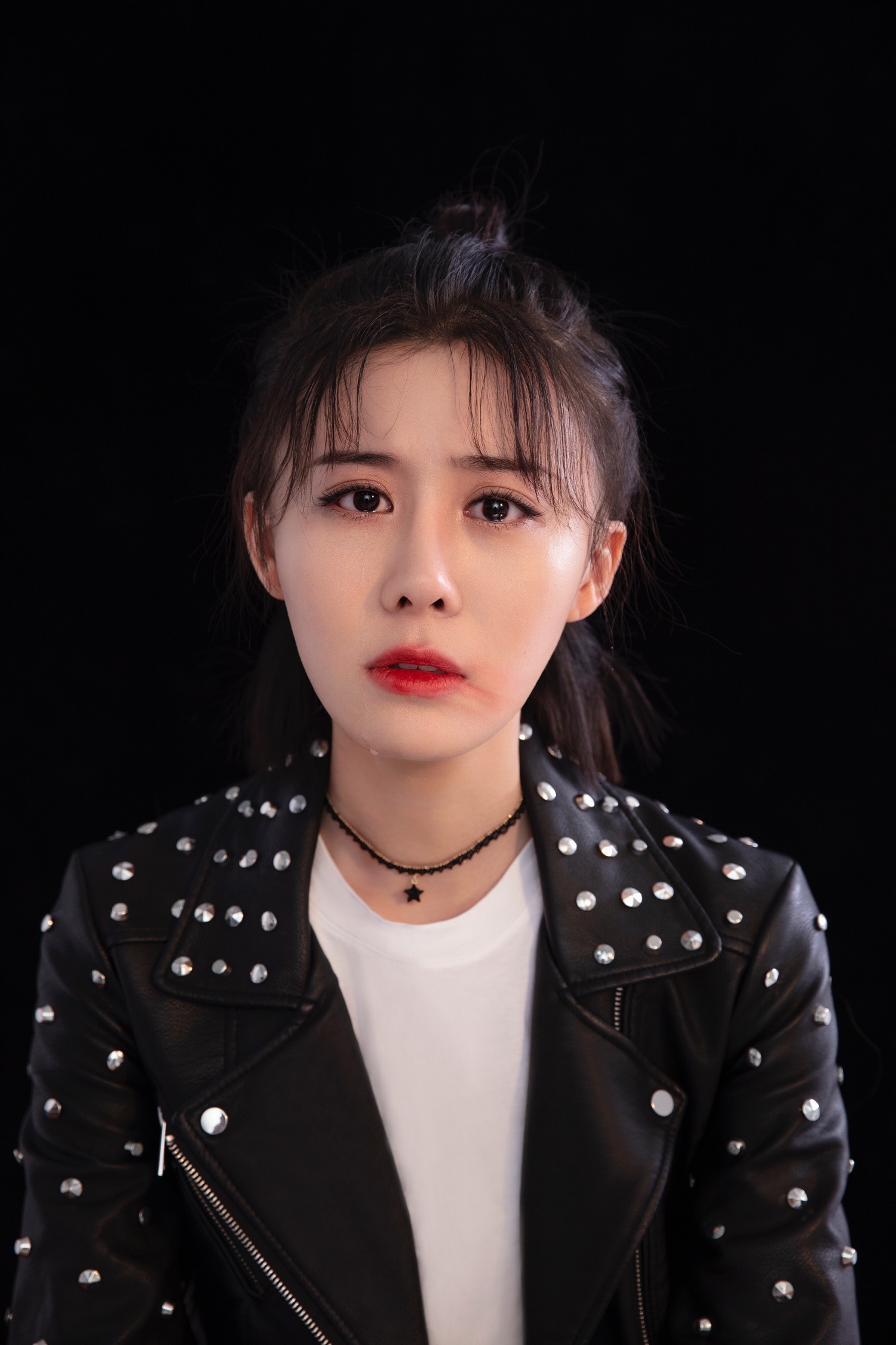 lqrlx">戴安娜,1996年7月4日出生于湖北省武汉市,中国内地影视女演员