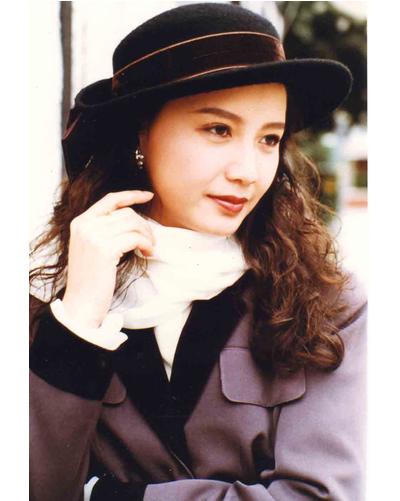 tsang) /i>,1965年8月6日出生于香港,中国香港女演员,主持人,毕业于萃