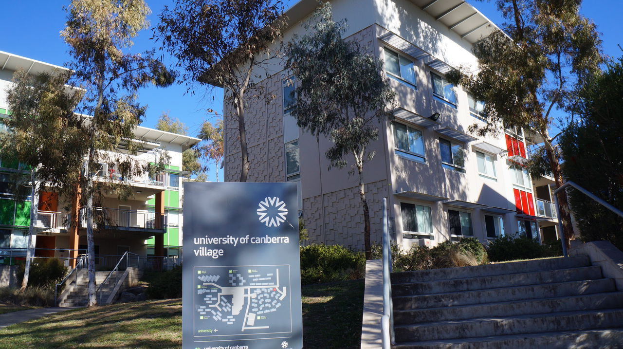  p>堪培拉大学(university of canberra)是澳大利亚新兴综合类大学之