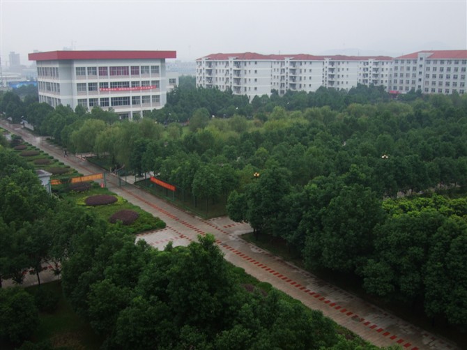 安吉上墅高级私立中学