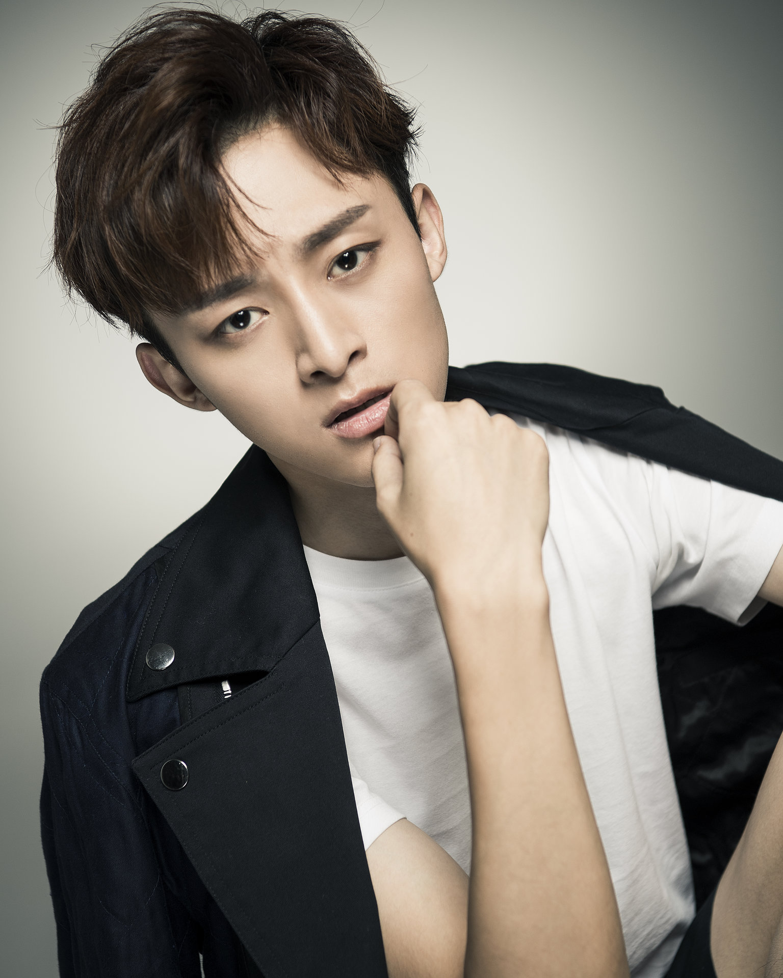  p data-id="go09iyb7ub">都星言,1993年7月31日出生于青海省西宁市