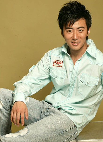 四海养大的,妻子是 a target="_blank" href="/item/白尚武/5686945"