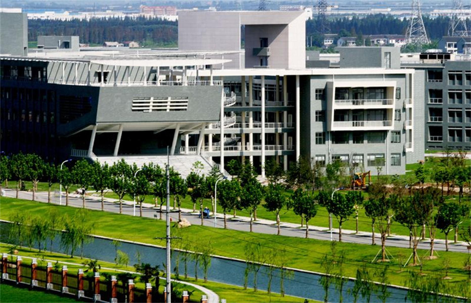  p>同济大学(tongji university)简称"同济",是 a target="_blank"