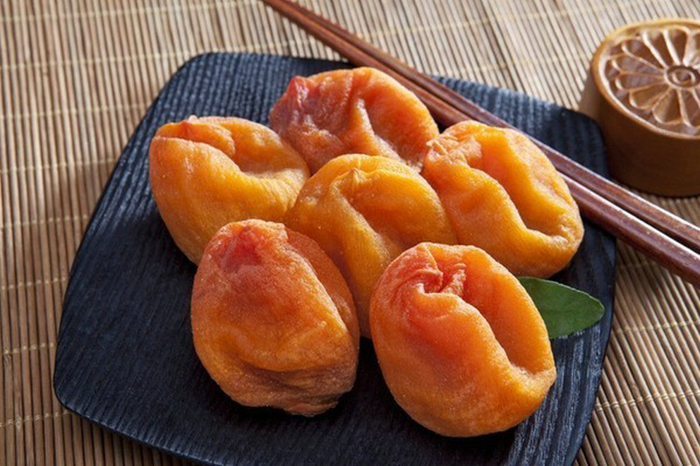  p>点叶柿,为 a href="#" data-lemmaid="2625119">柿属 /a>乔木,高约