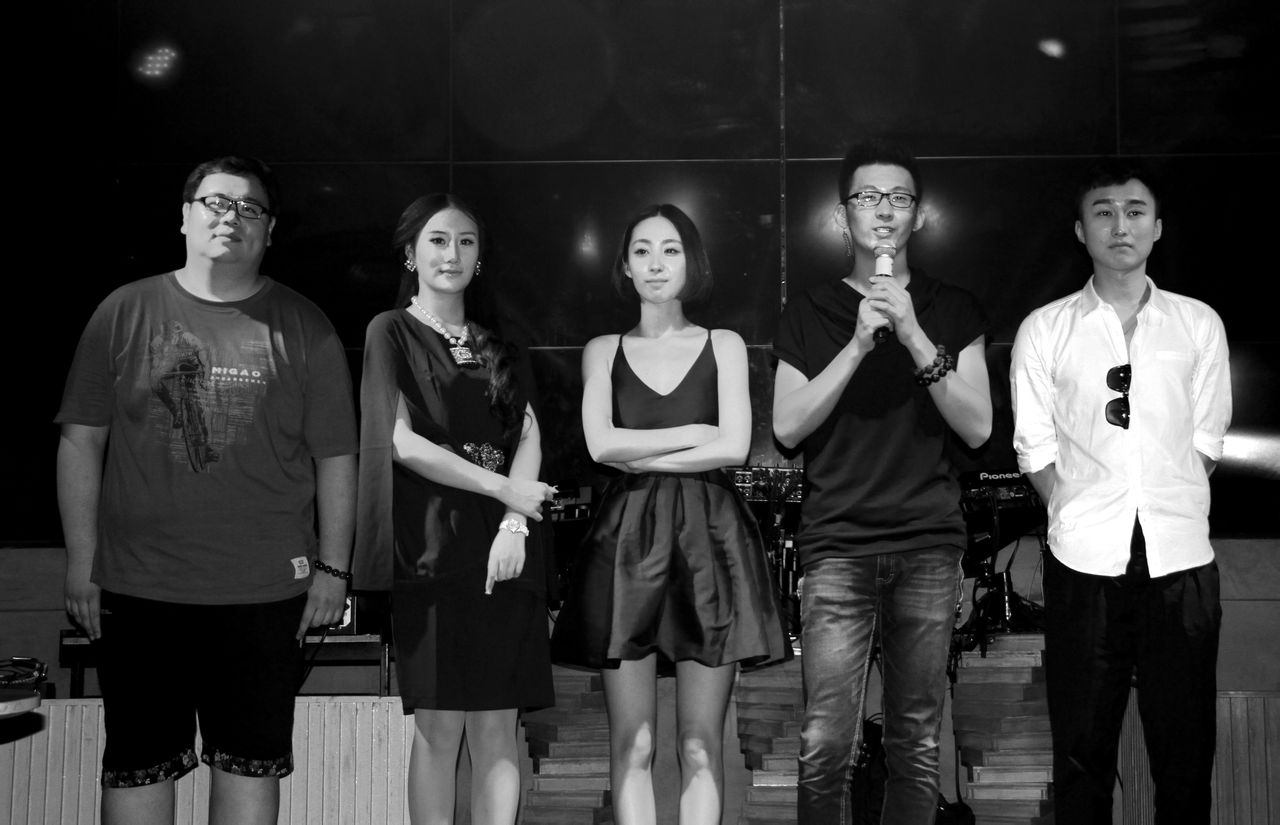 data-lemmaid="24130849">赵俊杰 /a>携其"花与少年"团队在2014年打造