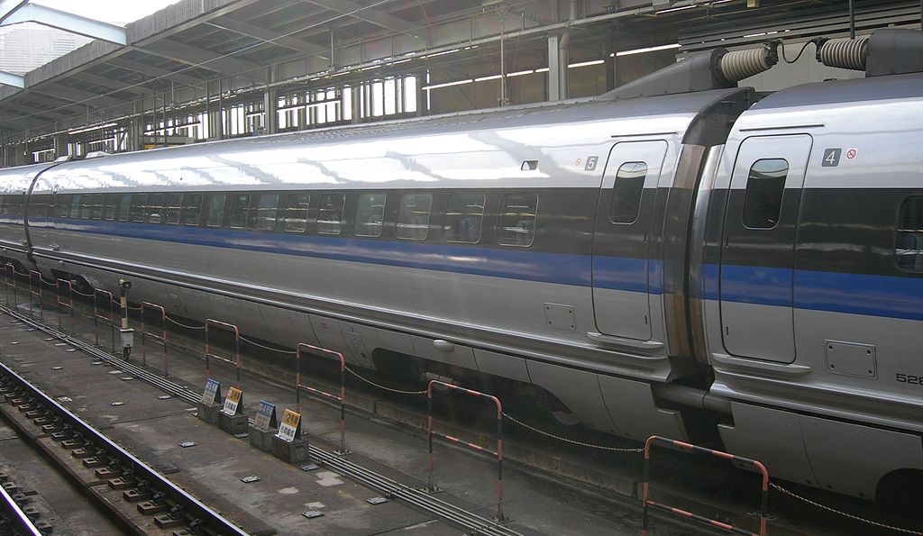 新干线500系电力动车组