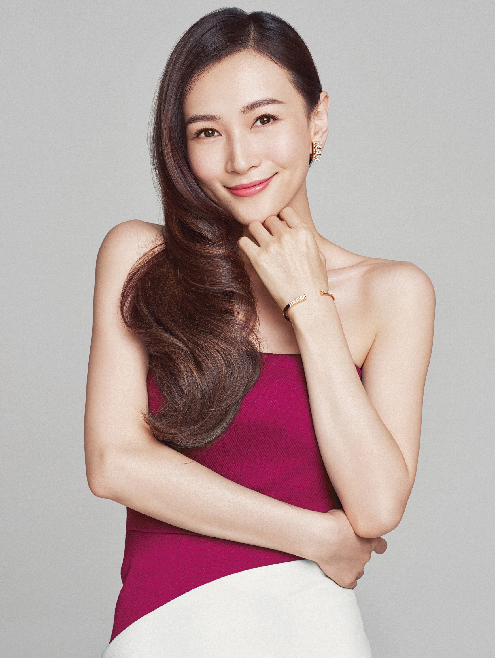  p>诸葛紫岐,1984年8月20日出生于中国北京市,加拿大籍,香港明星艺人.