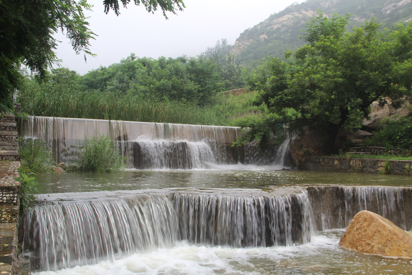  p>青岛茶山风景区位于平度市城北20公里,北接大泽,东邻 a href="#"