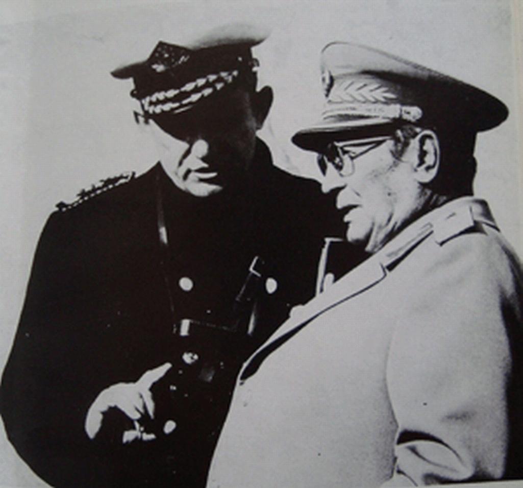 Бранко Мамула,1921年5月30日—— )前南斯拉夫 a