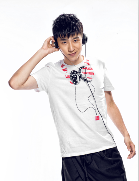 《爱情终结战》是由于承琳执导的电影,桑博文担任编剧,周芳竹,杨钧承