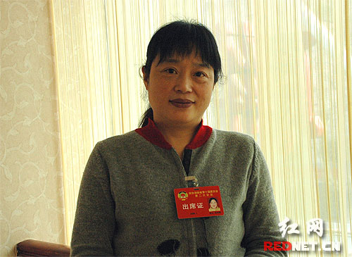  p data-id="gn5yu8of5b">朱明瑶,女,1960年10月生,湖南汉寿县人,大学