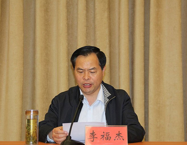 现任政协广宗县委常委文卫专门委员会副主任,历任广宗县委