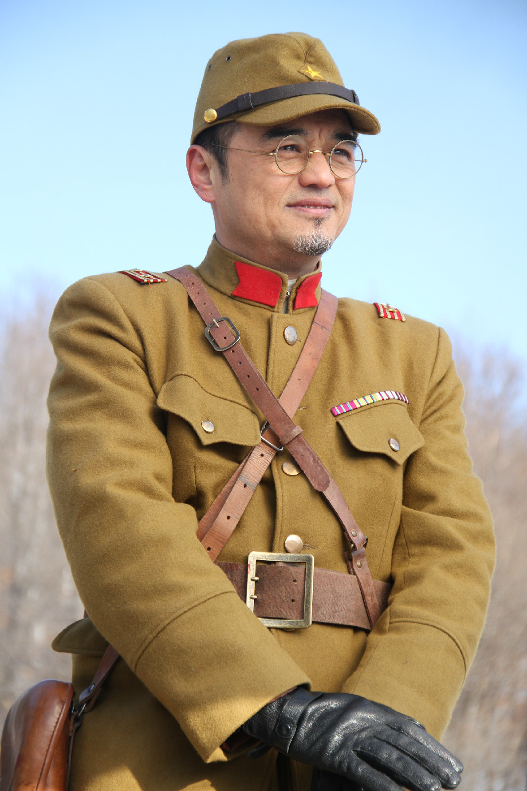  p>《我是英雄》是由柯瑞影业有限责任公司出品的抗战剧,由 a target=