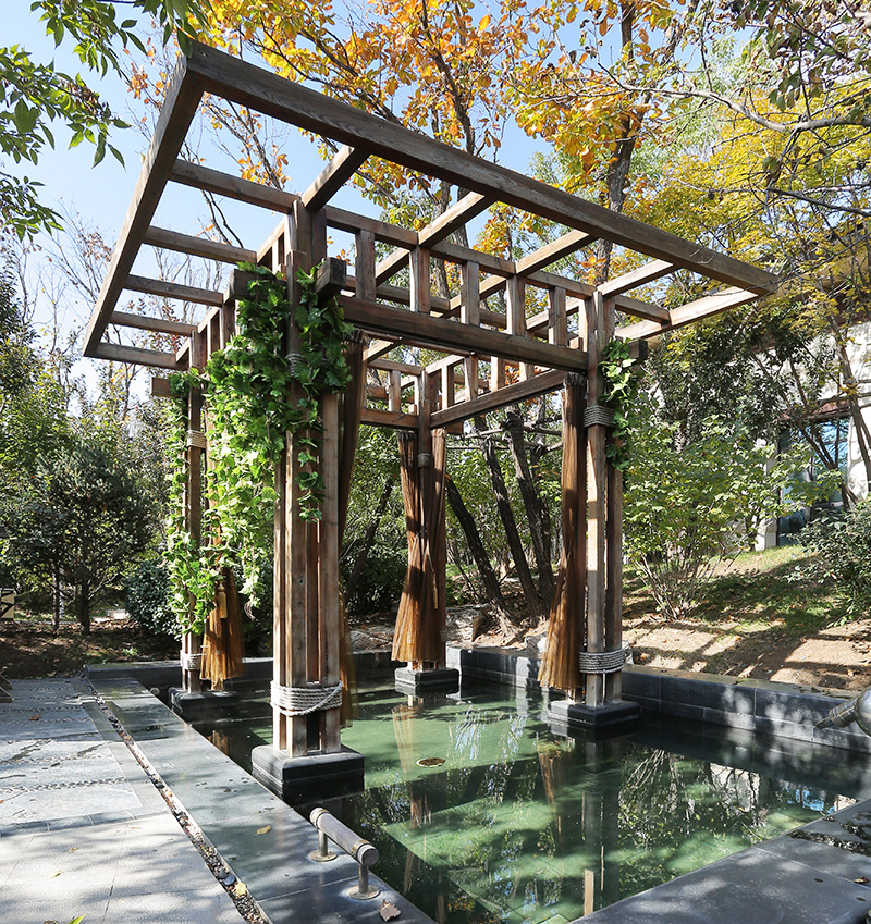 牛驼温泉孔雀城