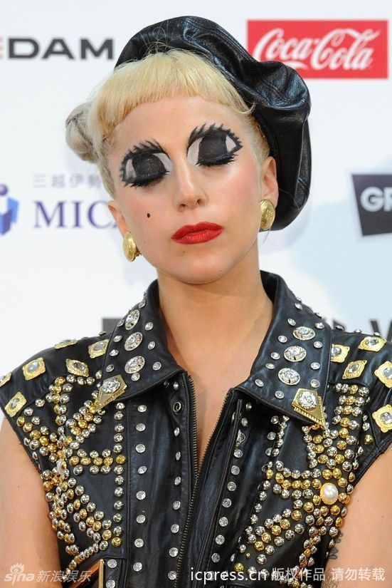 原名史蒂芬妮·乔安妮·安吉丽娜·杰尔马诺塔 i>(stefani joanne