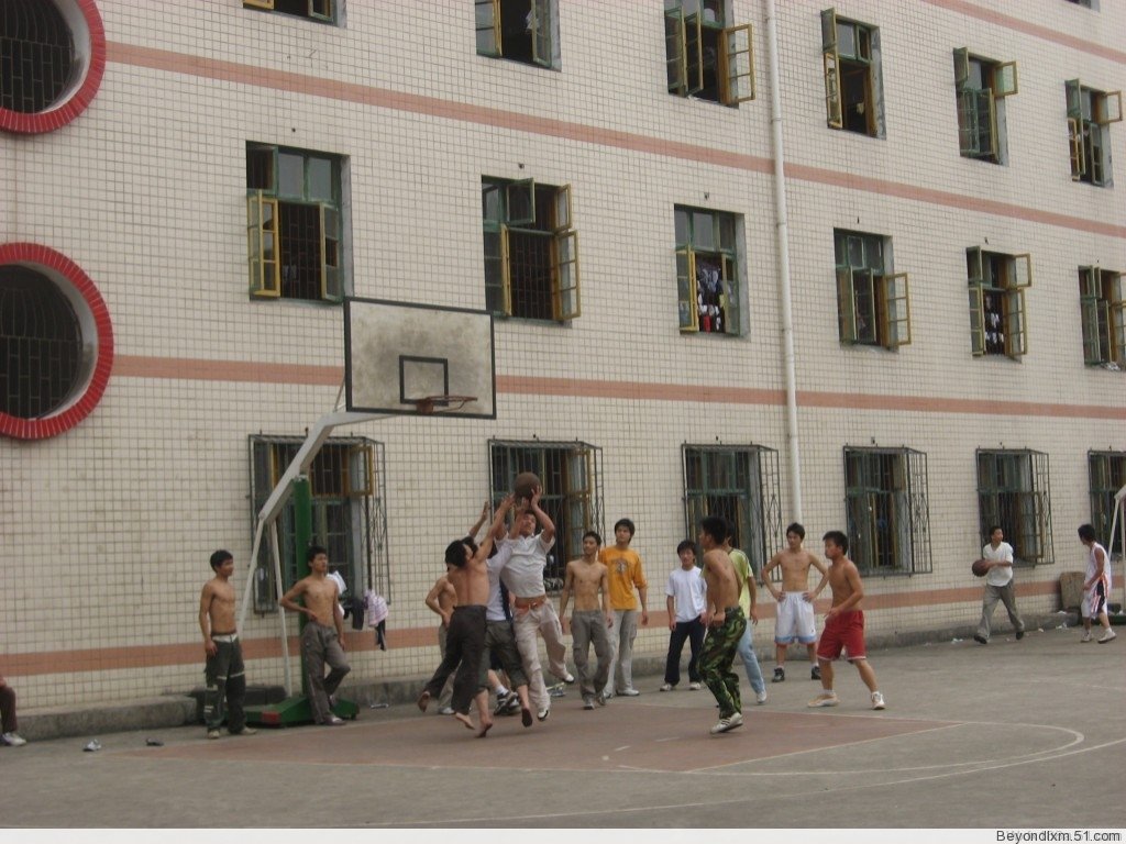  p> a target="_blank" href="/item/涟源二中/10349748" data-lemma