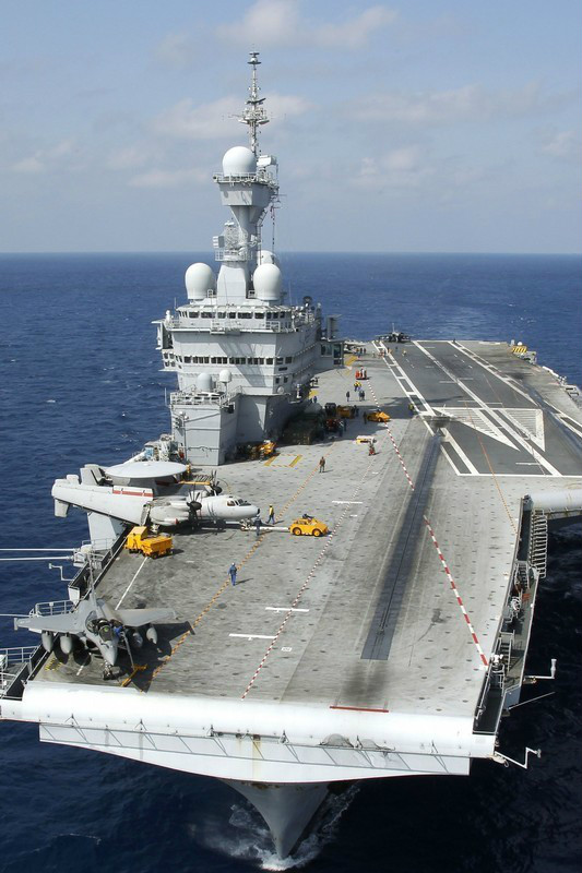 avions fran  ais charles de gaulle,舷号:r91),是法国第一艘核动力 