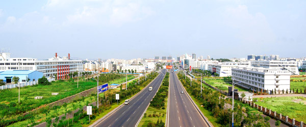  p>赣州经济技术开发区简称"赣州经开区",位于赣州市中心城区西城区