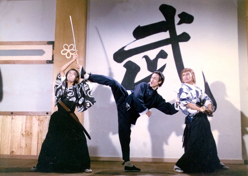 超级厉害的功夫明星李小龙