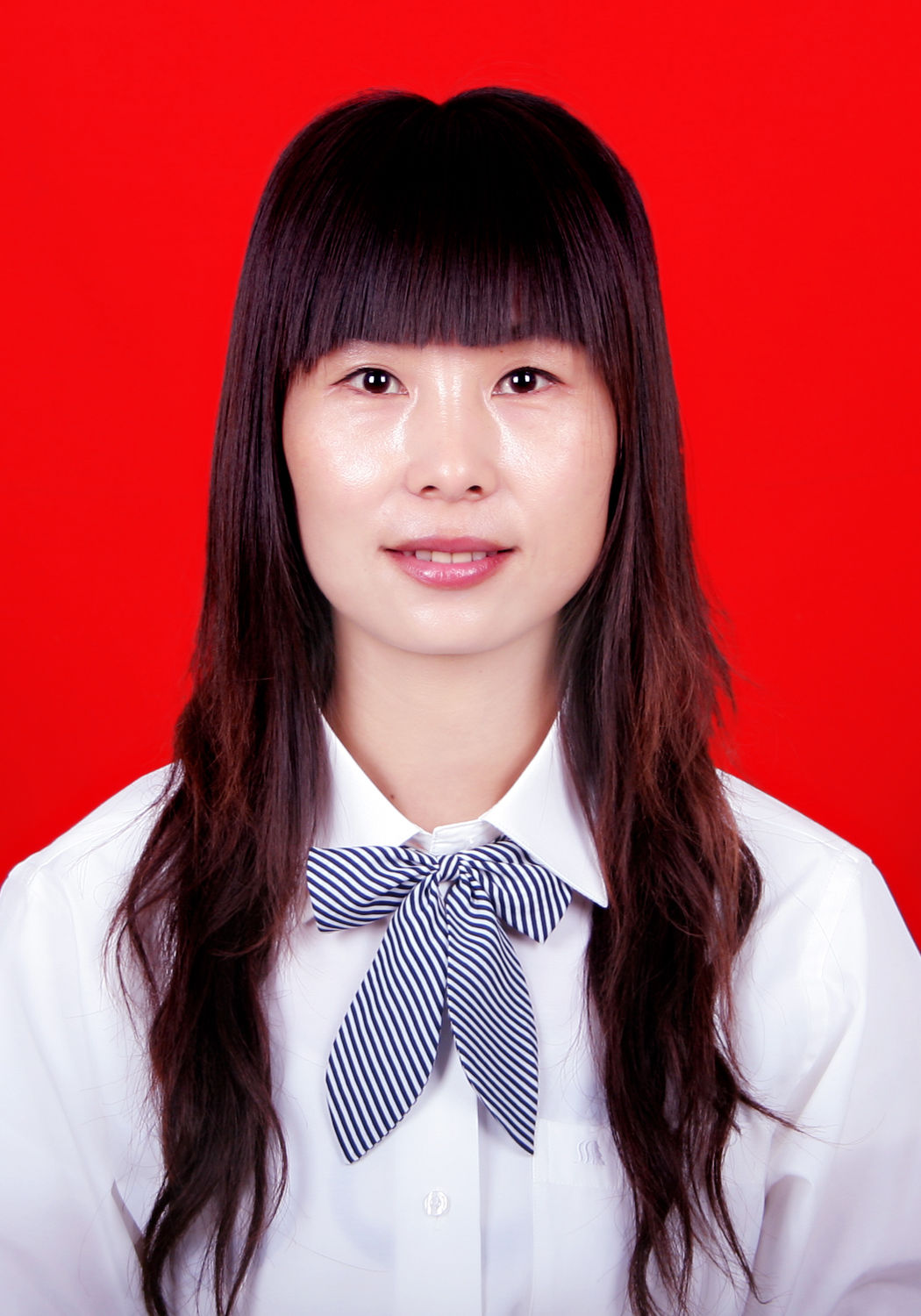 杨莉