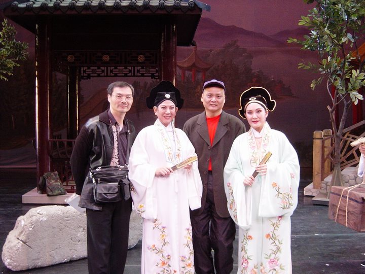  p data-id="gncoh8tqpq">凌波(1939年11月16日—),中国台湾电影演员