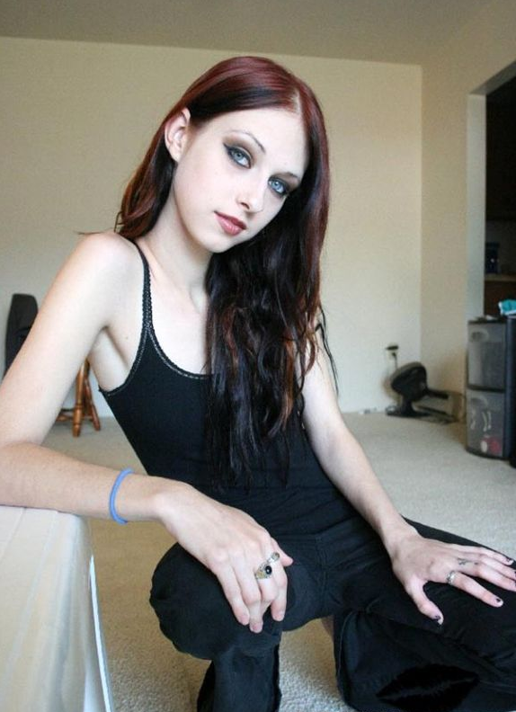  p>liz vicious,美国av演员,1987年10月31日出生于美国 a target="