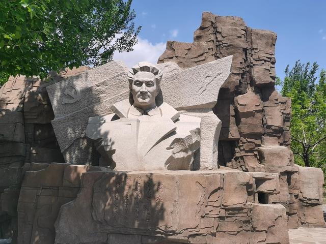 刘志丹烈士陵园