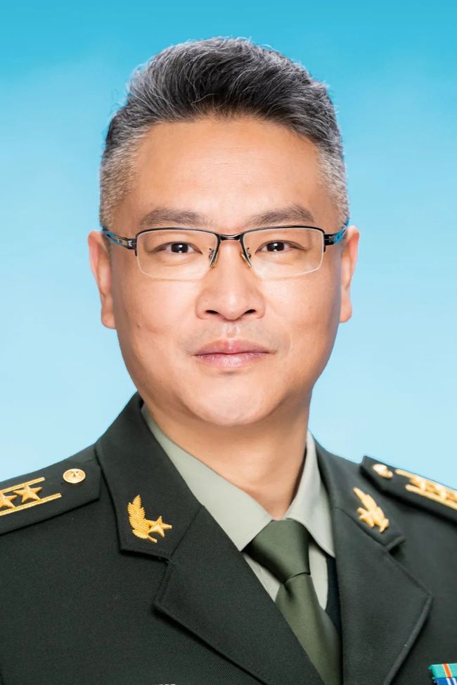 id="sygosedqznds">现任四川省阿坝州委常委,军分区政治<
