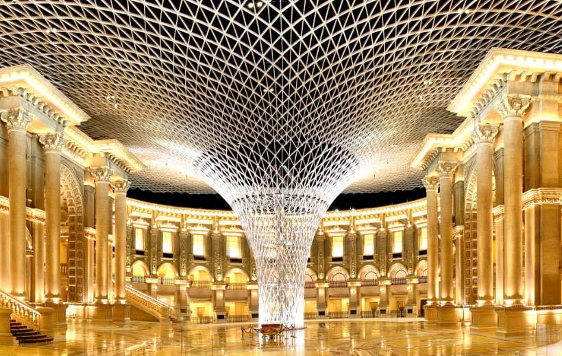 罗浮宫家居)成立于2000年,位于"中国家具商贸之都"顺德乐从,是一家集