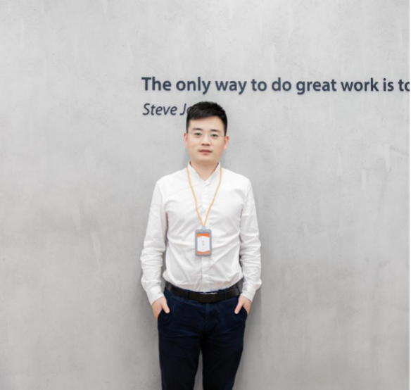  p>张伟,男,汉族, a target="_blank" href="/item/律师/31691" data