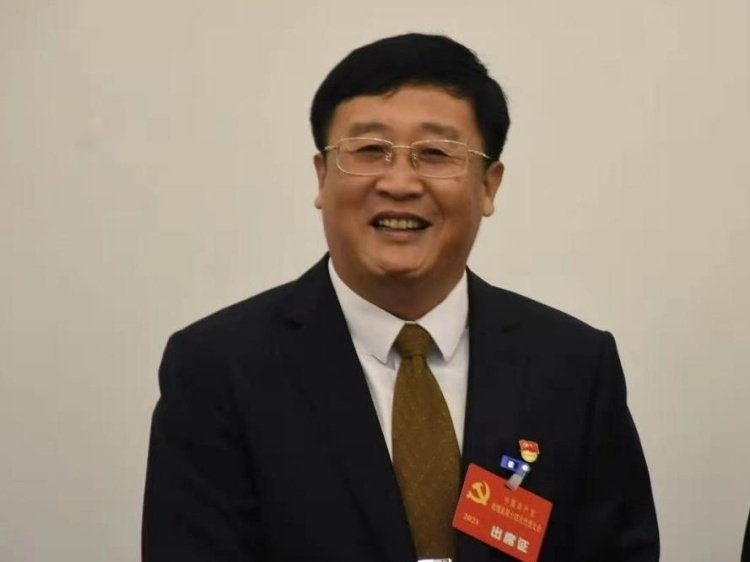 class="ref" data-ctrid="szlia3n2t20u">任河北省衡水市故城县委书记