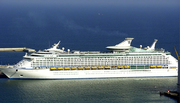 海洋航行者号邮轮