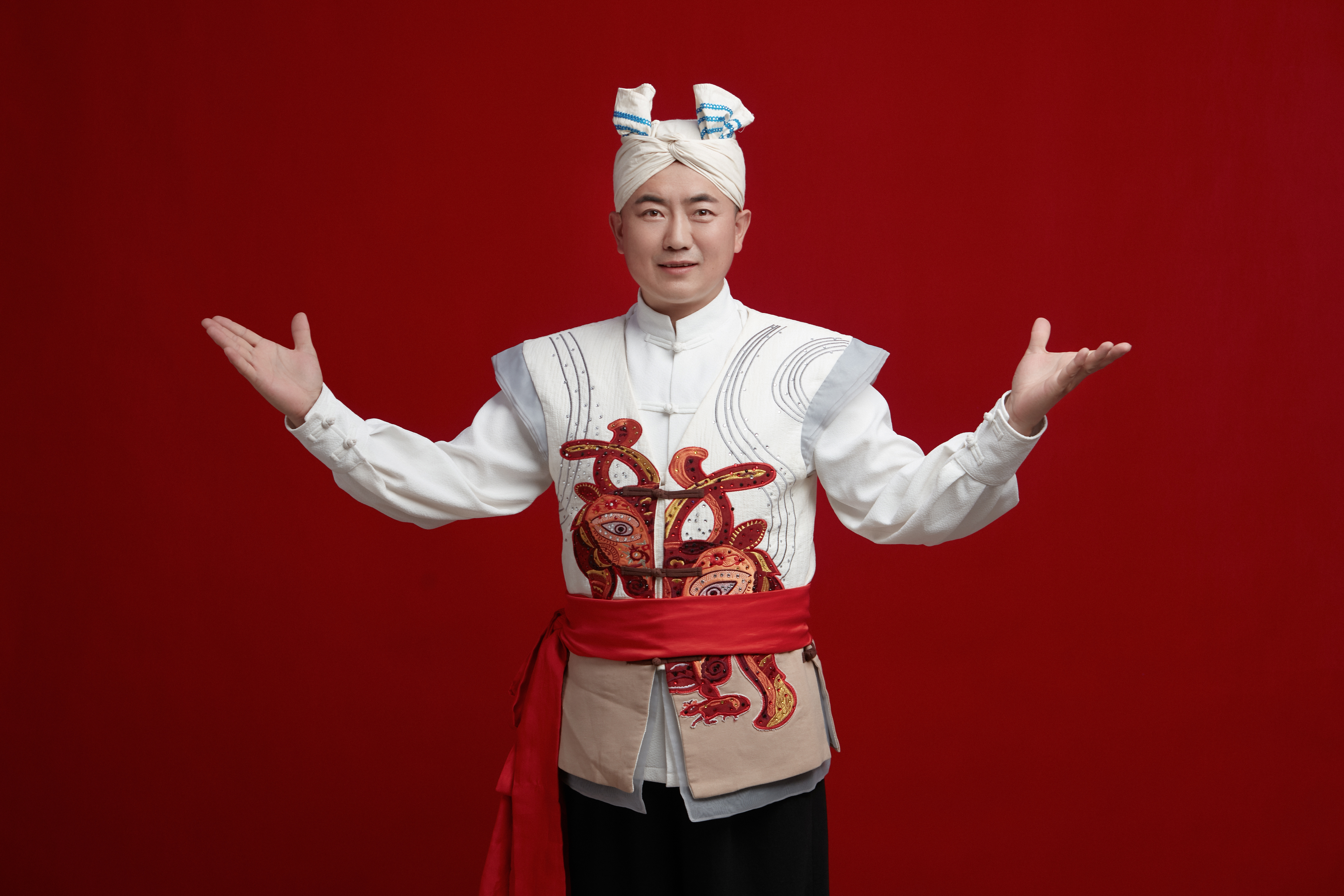  p data-id="tefhsnvjt30v">白强,男,歌手,陕西省陕北民歌研究会会员