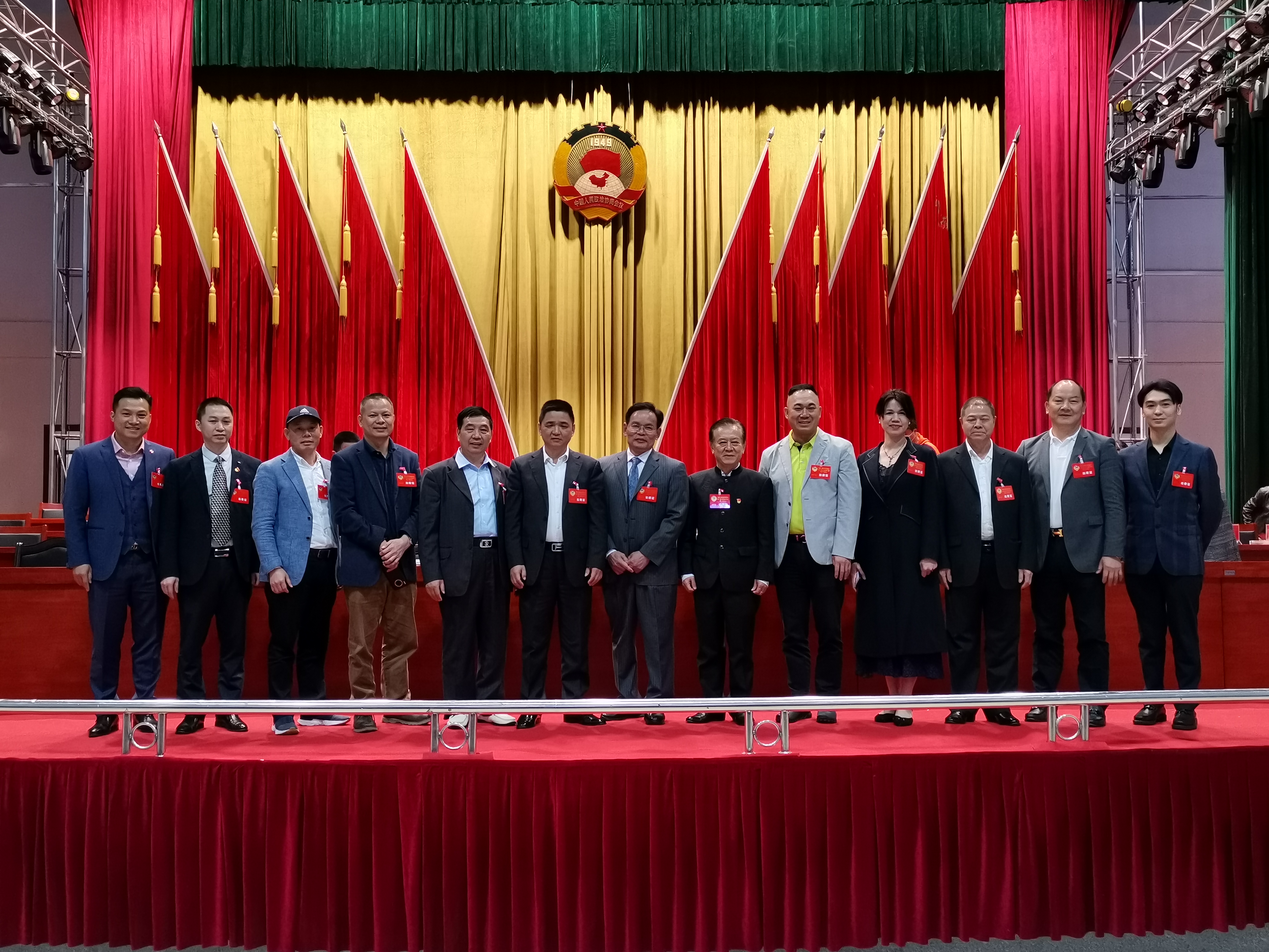  p data-id="tchiiqvgqvpt">邹俊国,男,汉族,籍贯广东省河源市龙川县