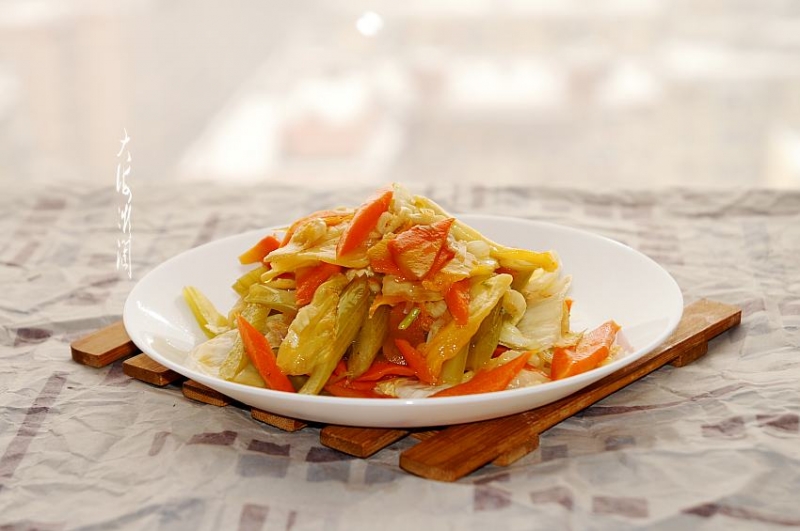 醋泡胡萝卜白菜